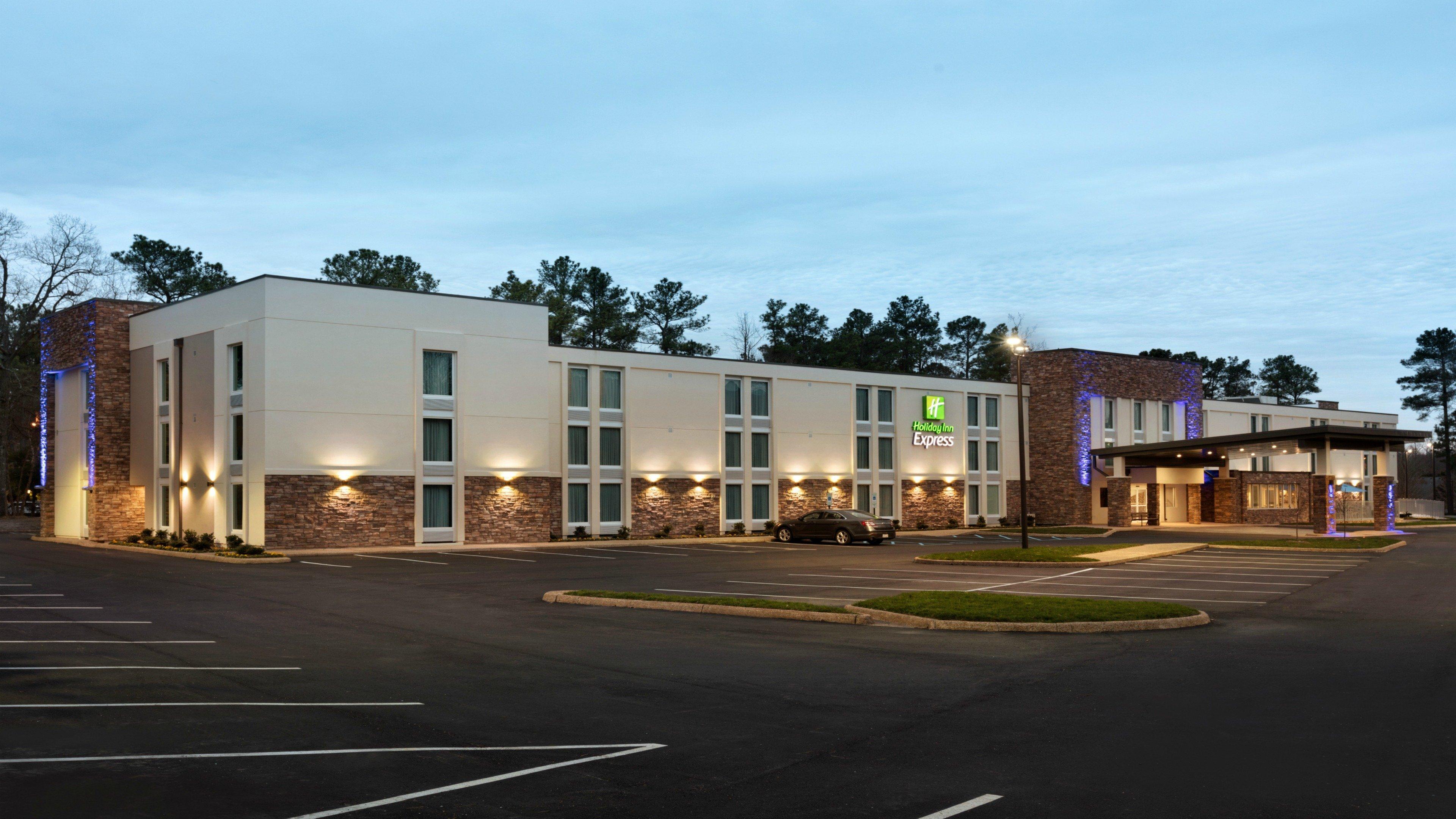 Holiday Inn Express - Williamsburg Busch Gardens Area By Ihg Extérieur photo